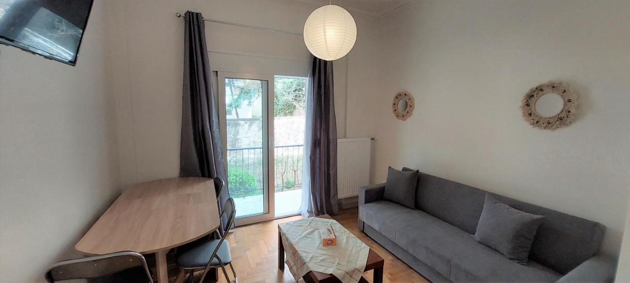 אתונה Cozy Apartment In Nea Smyrni מראה חיצוני תמונה